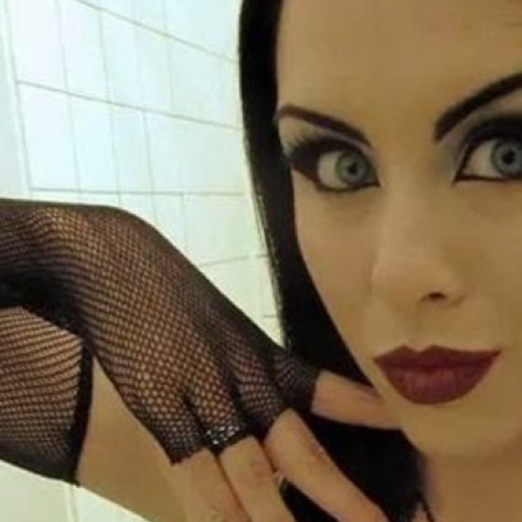 Meet your Posher, Mikey - Picture 1 of 1